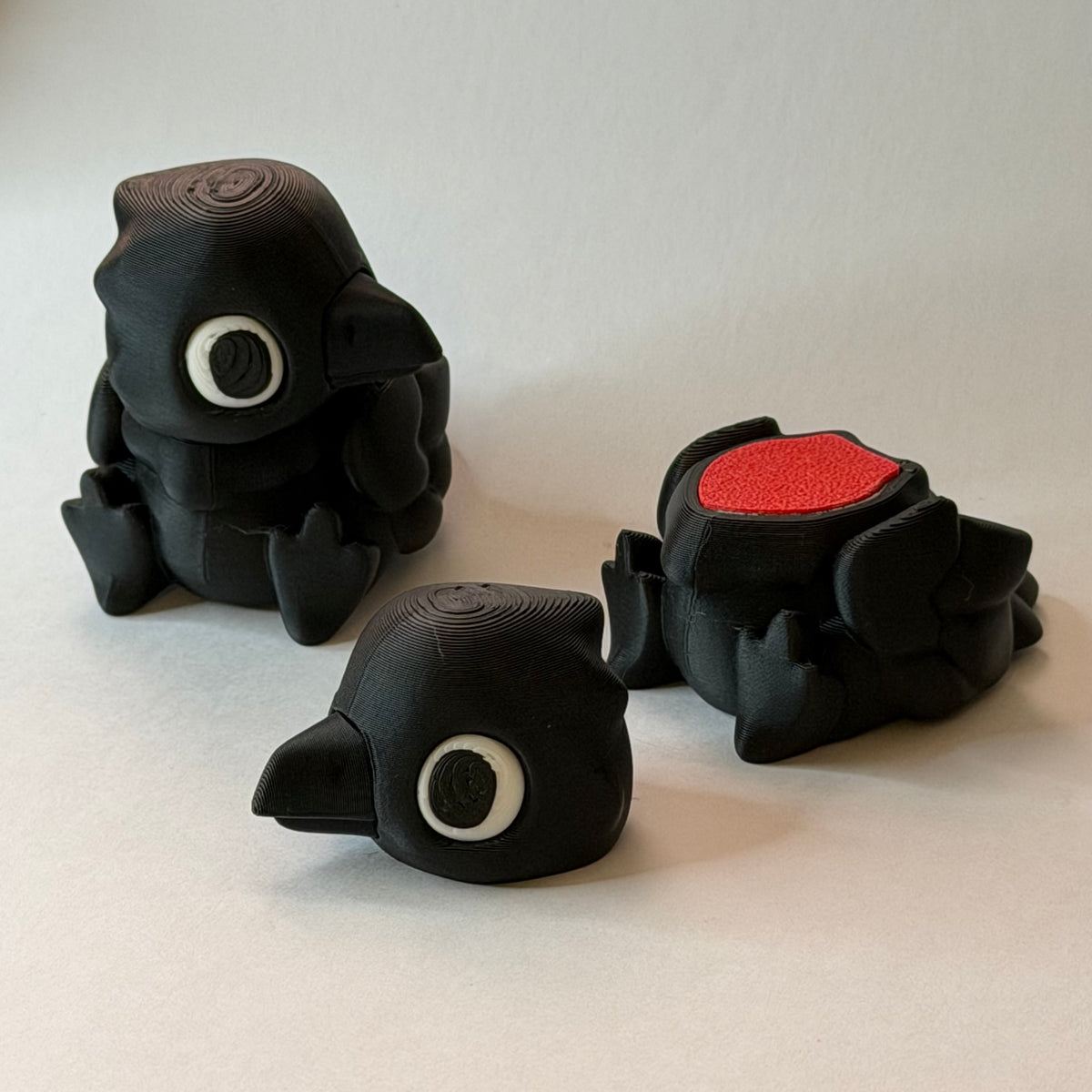 Bird magnet slider - Raven