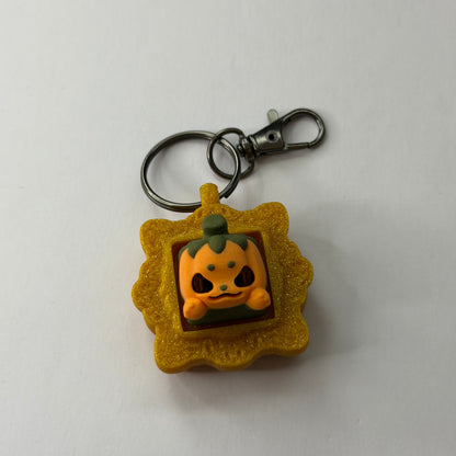Spooky frame clicker keyring - Pumpkin