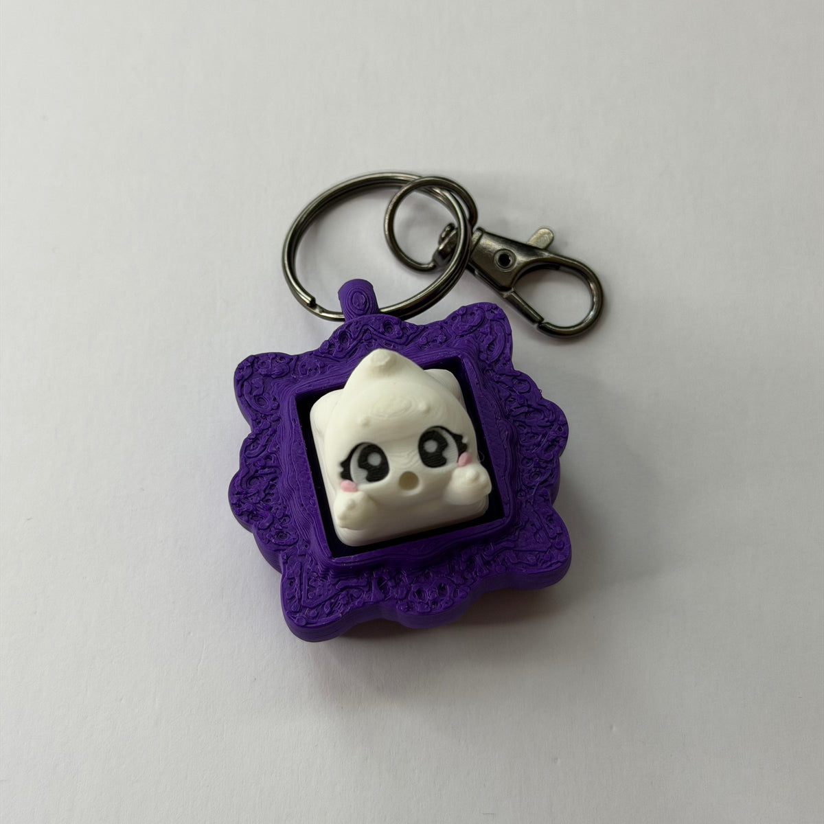 Spooky frame clicker keyring - Ghost