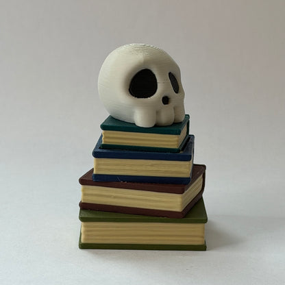Skull book stack clicker - Aged