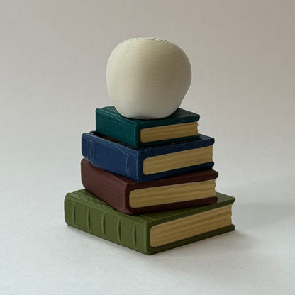 Skull book stack clicker - Aged