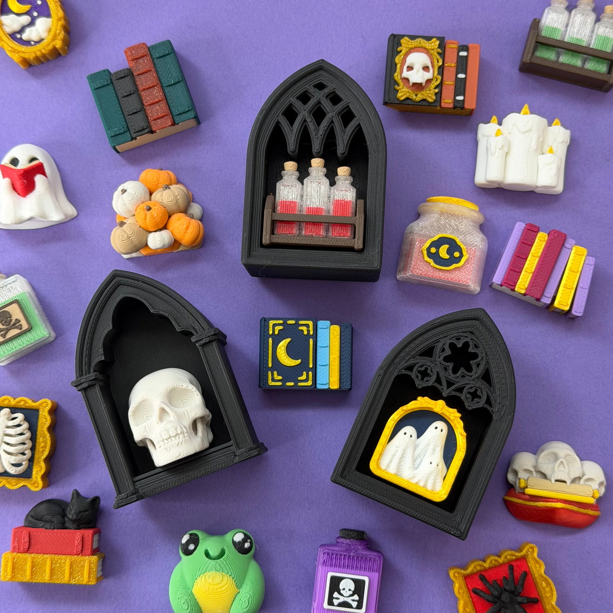 Build-your-own gothic shelf clicker - 1 slot